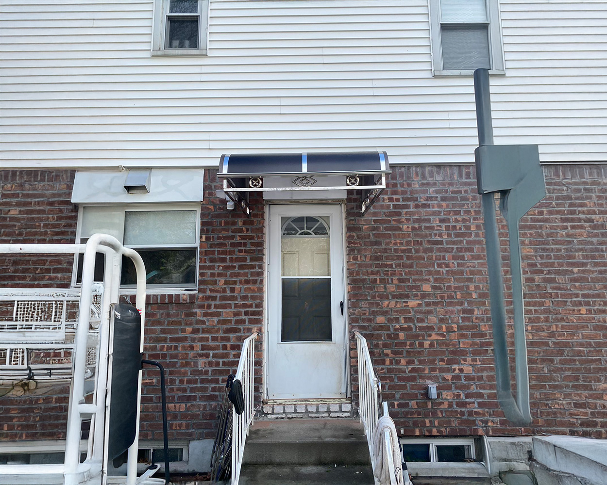 Heavy-Duty Stainless Steel Polycarbonate Awning Canopy (Wall-Mount & Post-Supported)