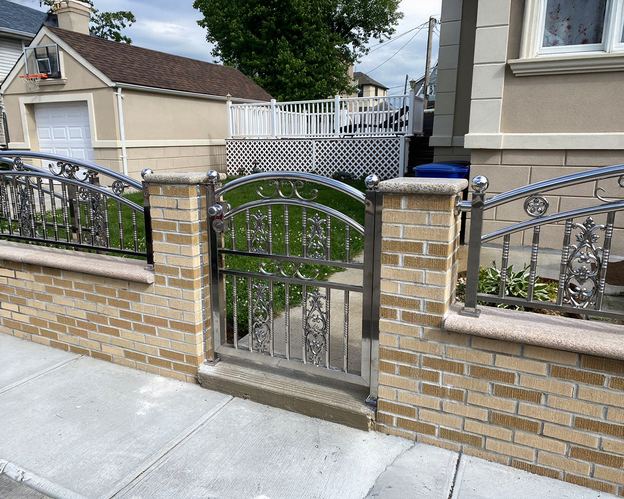 Classic Arc Stainless Steel Garden Walk Gate