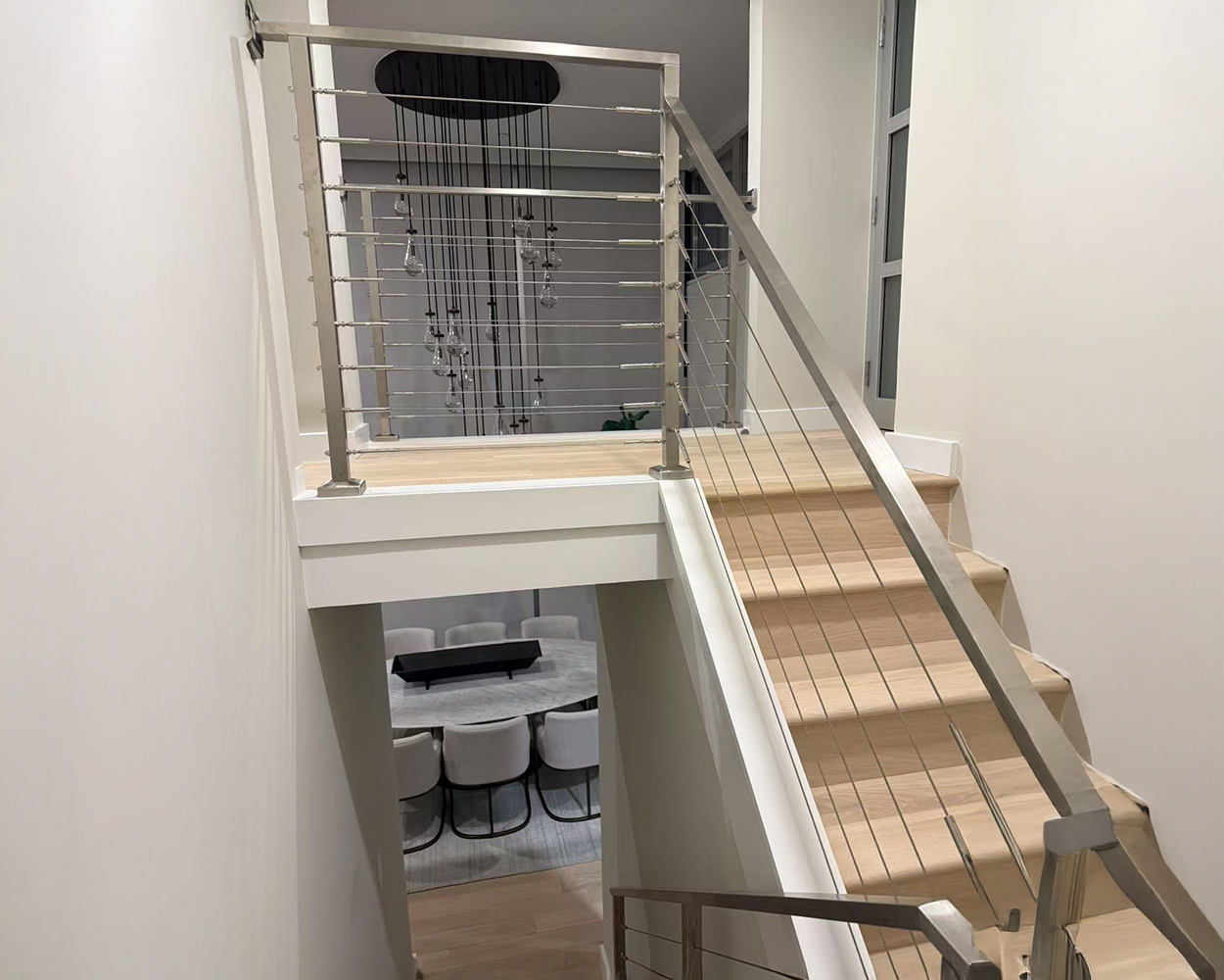 Modern Stainless Steel Cable Railing System for Stairs & Interior Balconies